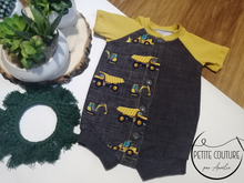 Charger l'image dans la galerie, Romper Raglan | TAILLES RÉGULIÈRES | PERSONNALISÉ
